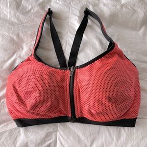 VS Knockout High Impact Sports Bra